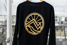 Load image into Gallery viewer, Versatile Style for the Eco-Conscious Wardrobe 🌍
Made for both comfort and a cleaner planet, our Sustainable Comfort Long Sleeve T-Shirt offers premium durability with eco-friendly production. Perfect for layering or as a standalone statement piece. Join the sustainable fashion movement!