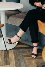 Load image into Gallery viewer, All-Day Comfort, Every Season 🌱
Meet the Gold Walk Corduroy Jumpsuit—a staple piece that goes from casual to chic. With a cinched waist, wide-leg silhouette, and thoughtful details like pockets and an adjustable waist tie, it’s crafted for comfort and versatility in every season