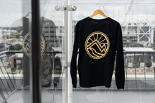 Load image into Gallery viewer, Versatile Style for the Eco-Conscious Wardrobe 🌍
Made for both comfort and a cleaner planet, our Sustainable Comfort Long Sleeve T-Shirt offers premium durability with eco-friendly production. Perfect for layering or as a standalone statement piece. Join the sustainable fashion movement!