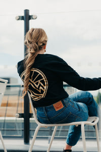 Designed for Conscious Living 👕
Feel good about what you wear with the Sustainable Comfort Long Sleeve T-Shirt—crafted using 100% renewable energy, this piece is as gentle on the planet as it is on your skin. Available in sizes XS-2XL for every eco-conscious style.