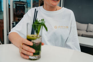 Clean Look, Clear Conscience 🌱
Embrace timeless style with the Eco Luxe Oversized T-Shirt in white. Made from premium 190 GSM organic cotton, this soft, relaxed-fit tee is as eco-friendly as it is versatile. From Fair Wear to Climate Neutral certifications, every detail aligns with sustainability.