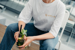 Brighten Your Wardrobe Sustainably 💚
Slip into eco-conscious style with the white Eco Luxe Oversized T-Shirt. Crafted from GOTS-certified organic cotton using renewable energy, it’s the ultimate white tee for those who love both comfort and a cleaner planet.