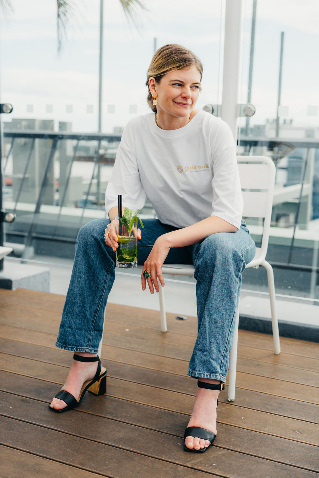 Pure Comfort, Pure Sustainability 🌍
Our Eco Luxe Oversized T-Shirt in classic white combines effortless style with a commitment to the planet. Made with luxurious organic cotton and crafted with renewable energy, this unisex tee offers both comfort and a positive impact. Available in XS-2XL