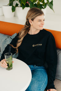 Designed for Conscious Living 👕
Feel good about what you wear with the Sustainable Comfort Long Sleeve T-Shirt—crafted using 100% renewable energy, this piece is as gentle on the planet as it is on your skin. Available in sizes XS-2XL for every eco-conscious style.